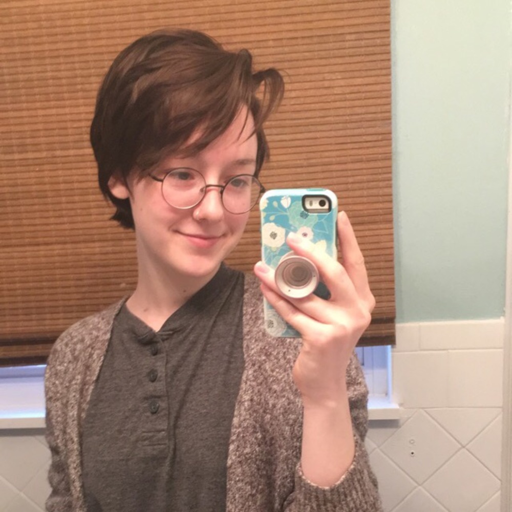 Meet your Posher, Elizabeth